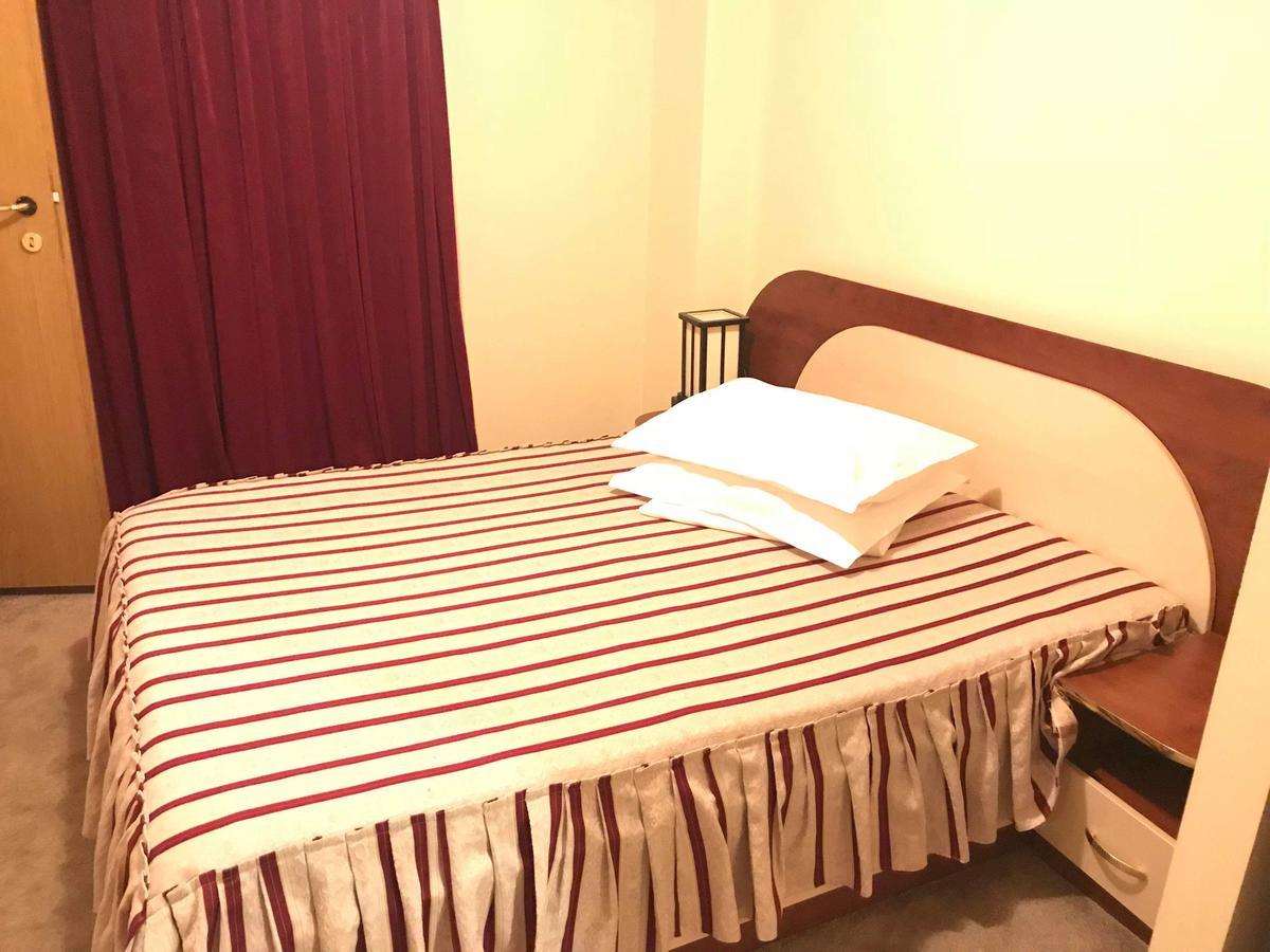 Hotel Palace Târgu Jiu エクステリア 写真